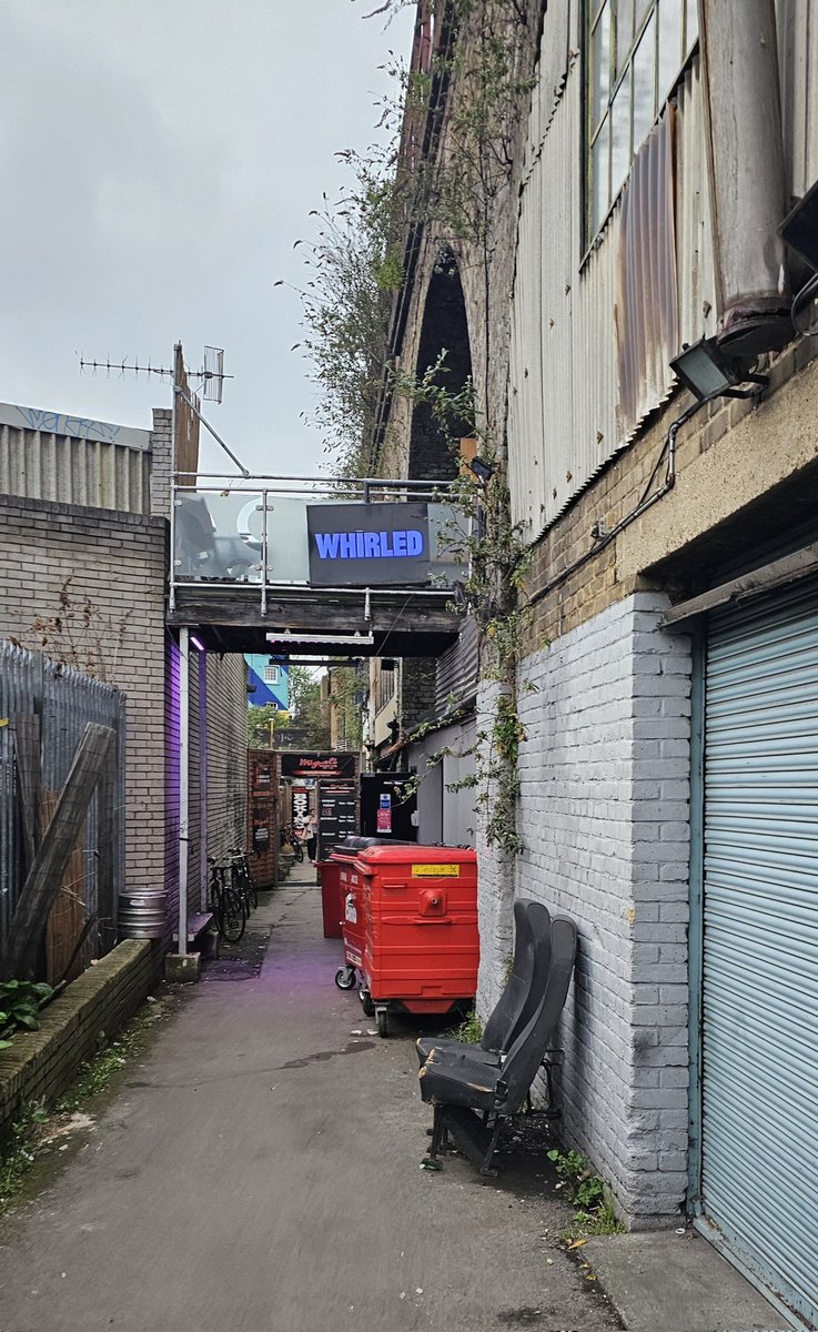 Great audience and venue for last night's SCALA!!! screening and Q&A, kicking off this year's fabulous @HerneHillFilm Festival. Location: @WhirledCinema - an intimate converted railway arch, which meant trains rumbling overhead every few minutes, so extremely @scalacinema-like!