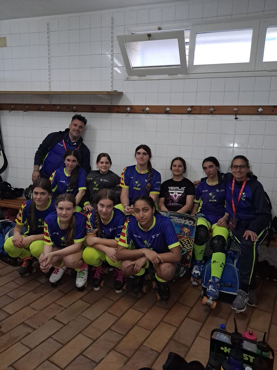 IgualadaFHCP's tweet photo. 🔵🟡 RESULTAT (Campionats de Catalunya) 🔵🟡

@hcpalau 3-0 #FEM15 A

🙌🏻 SEGUIM! 

#Igualada #IFHCP #EsportFemení #HoqueiPatins #baseIFHCP #campionatsdecatalunya https://t.co/qvuIGPqtwG