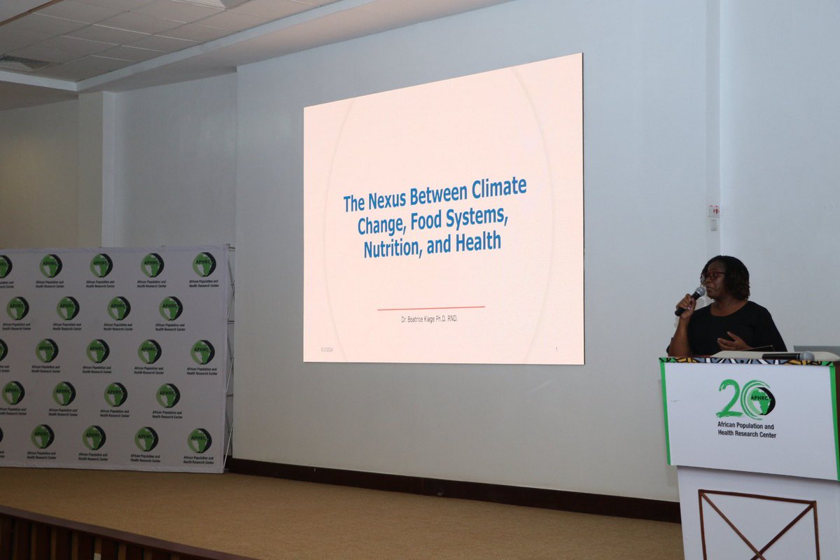 #HappeningToday

We need agriculture that enriches the soil and biodiversity rather than exhausting it.

Wise words by Dr. Beatrice Kiage of @DiscoverJKUAT.

#Visibilize4ClimateAction
#ZeroHunger