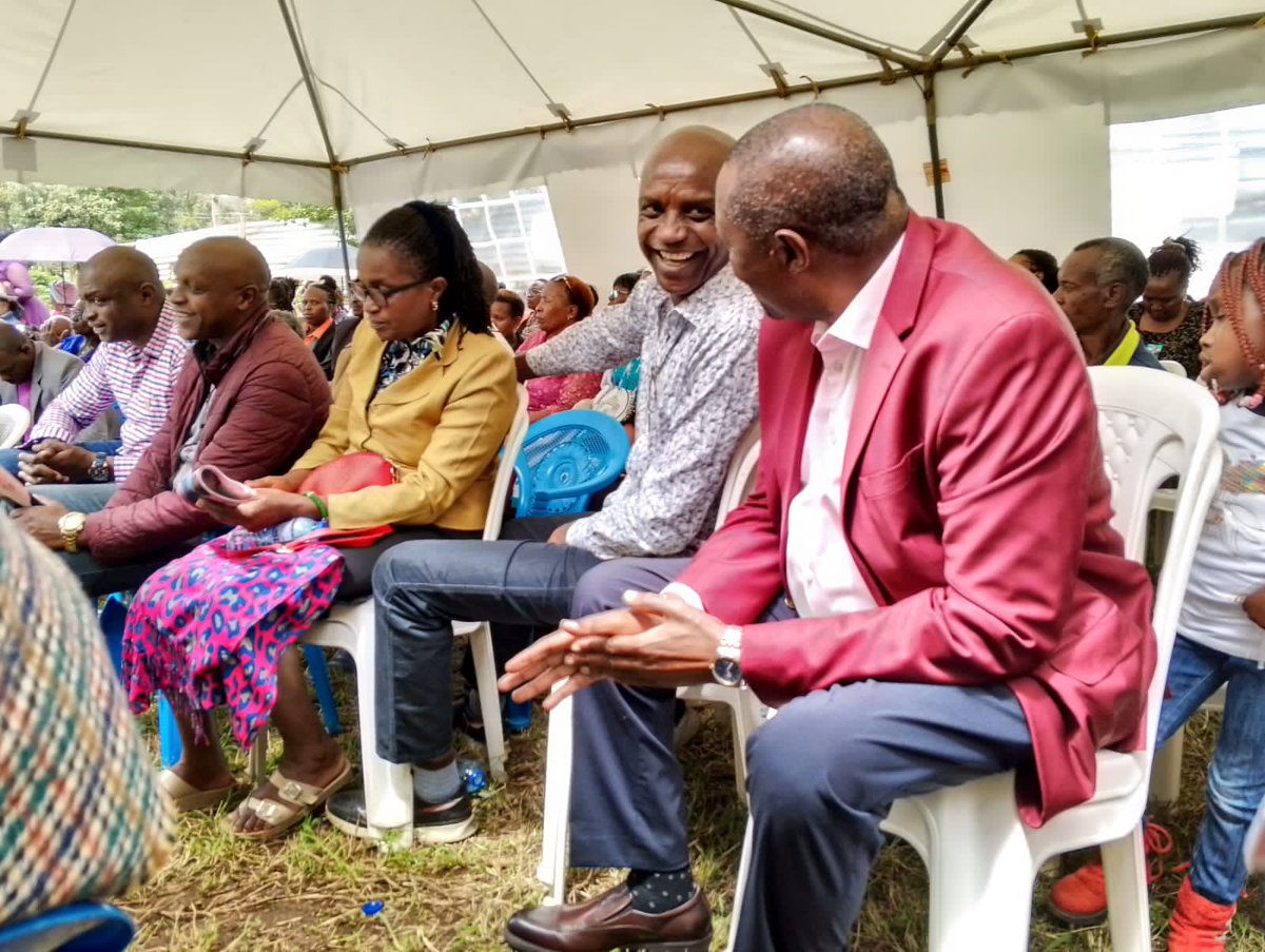 Hon @kimaningunjiri is in kiamaina Ward, Nakuru County attending the burial ceremony of Mzee Kimunya Kamana, the former mayor & veteran freedom fighter. He mourned the late as a transformational leader, whose great work can be witnessed today in Nakuru. #HarmReductionKE