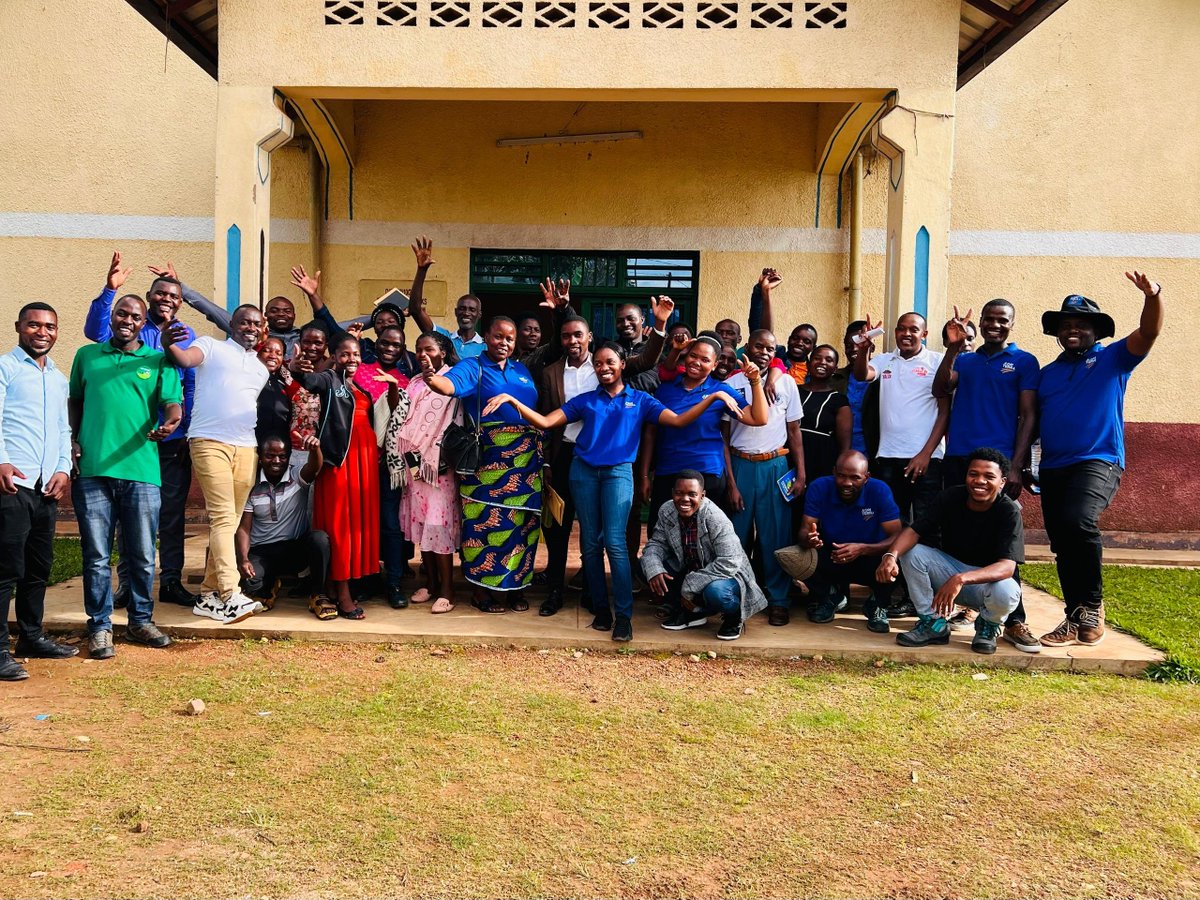 Agriterra Rwanda (@agriterrarwanda) on Twitter photo Earlier this week, <a href="/AgriterraRwanda/">Agriterra Rwanda</a> conducted an exchange visit between youth from potato cooperatives under the Farmer-Focused Transformation (FFT) program and <a href="/abakundakawa/">Abakundakawa Rushashi (Coffee Cooperative)</a> youth council in <a href="/GakenkeDistrict/">Gakenke District</a>, Northern Province. Earlier this week, <a href="/AgriterraRwanda/">Agriterra Rwanda</a> conducted an exchange visit between youth from potato cooperatives under the Farmer-Focused Transformation (FFT) program and <a href="/abakundakawa/">Abakundakawa Rushashi (Coffee Cooperative)</a> youth council in <a href="/GakenkeDistrict/">Gakenke District</a>, Northern Province.