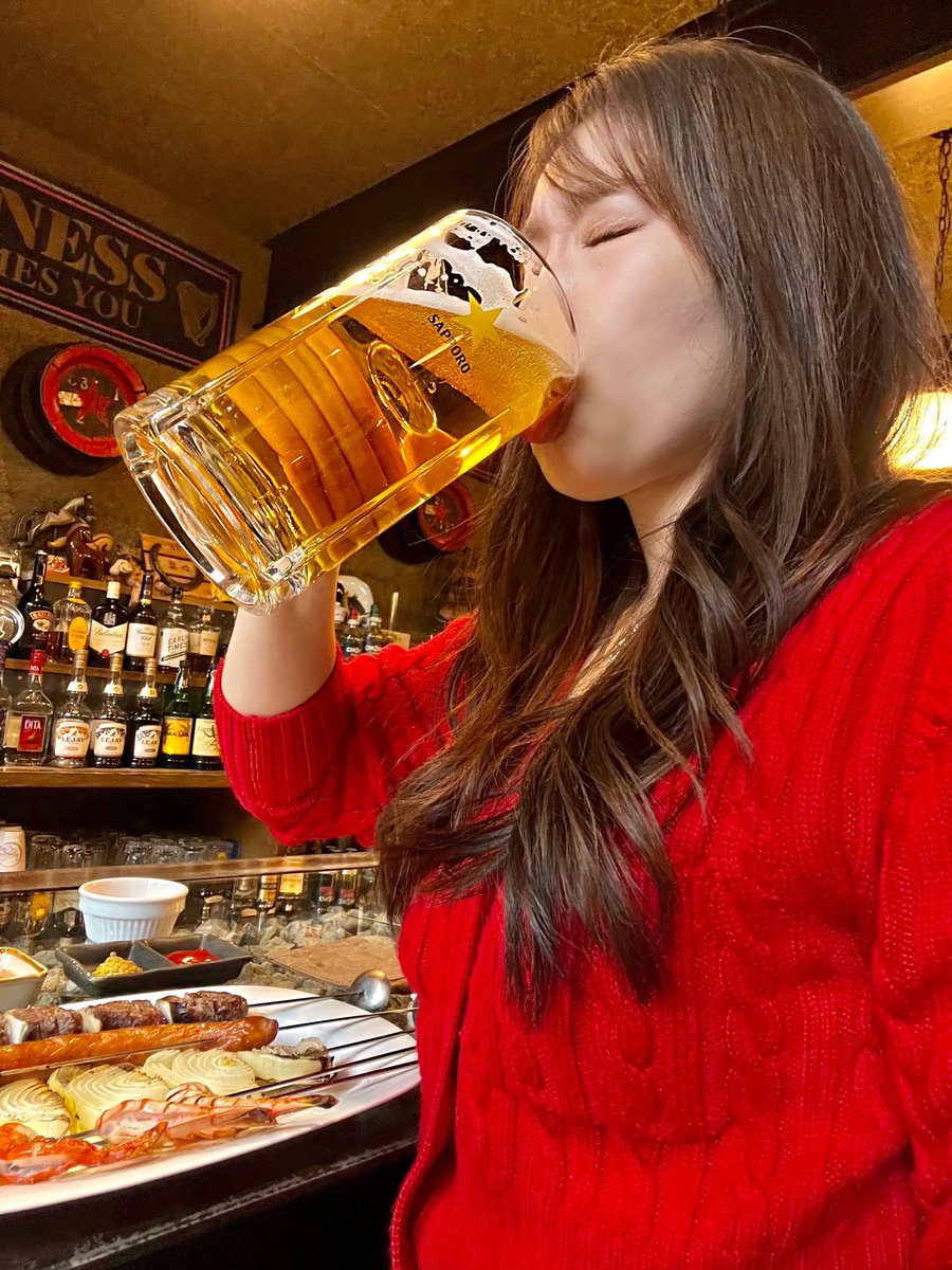 24時間かけ「2キロおにぎり」完食🍙 頑張った胃袋に1ℓビール与えるぜ🤰✨