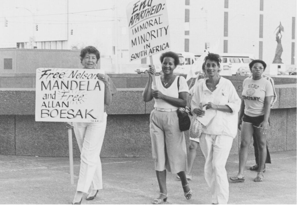 Today, on @BlkPerspectives, @PhenomenalTiana's essay 'The Third World Women’s Alliance and Anti-Apartheid Organizing' continues our forum commemorating the end of apartheid in South Africa. loom.ly/ee224g0