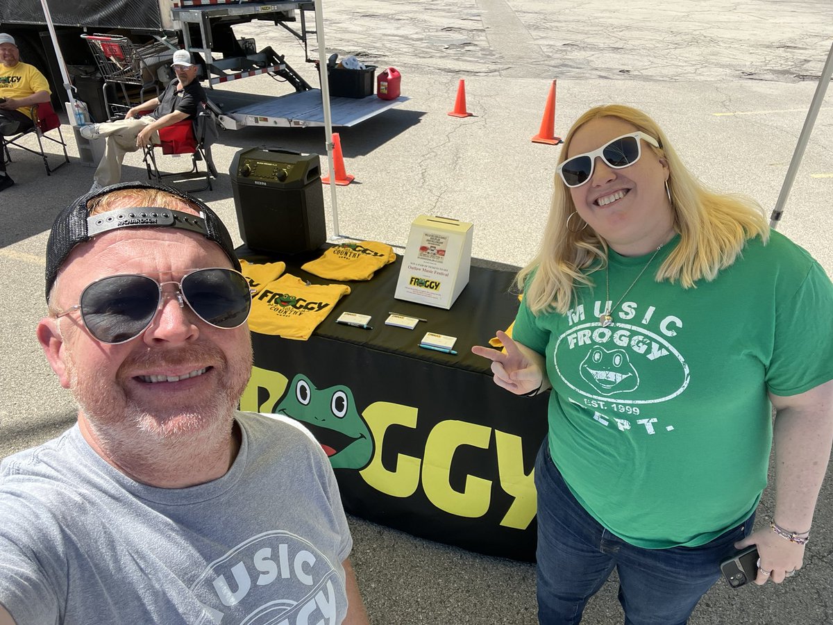 Froggy’s @DangerMulder live from Truckload Meat Sale in Monaca (Beaver Valley Mall Larking Lot) TODAY noon-2pm with Chris Stapleton tickets you can win! #GetYourGrillOn