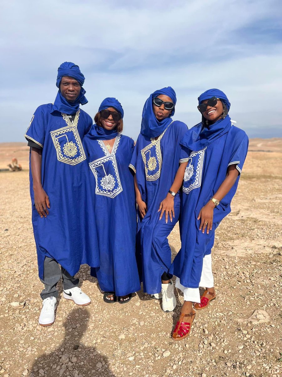 Influencer @bureyy exploring the beauty of the Agafay desert 🐪 in Morocco 🇲🇦 🐪 with her friends😊❤️✌🏽.
#benitaurey🥰 
#moroccotravel #agafaydesert #desertlife 
#Thebellicon🔔