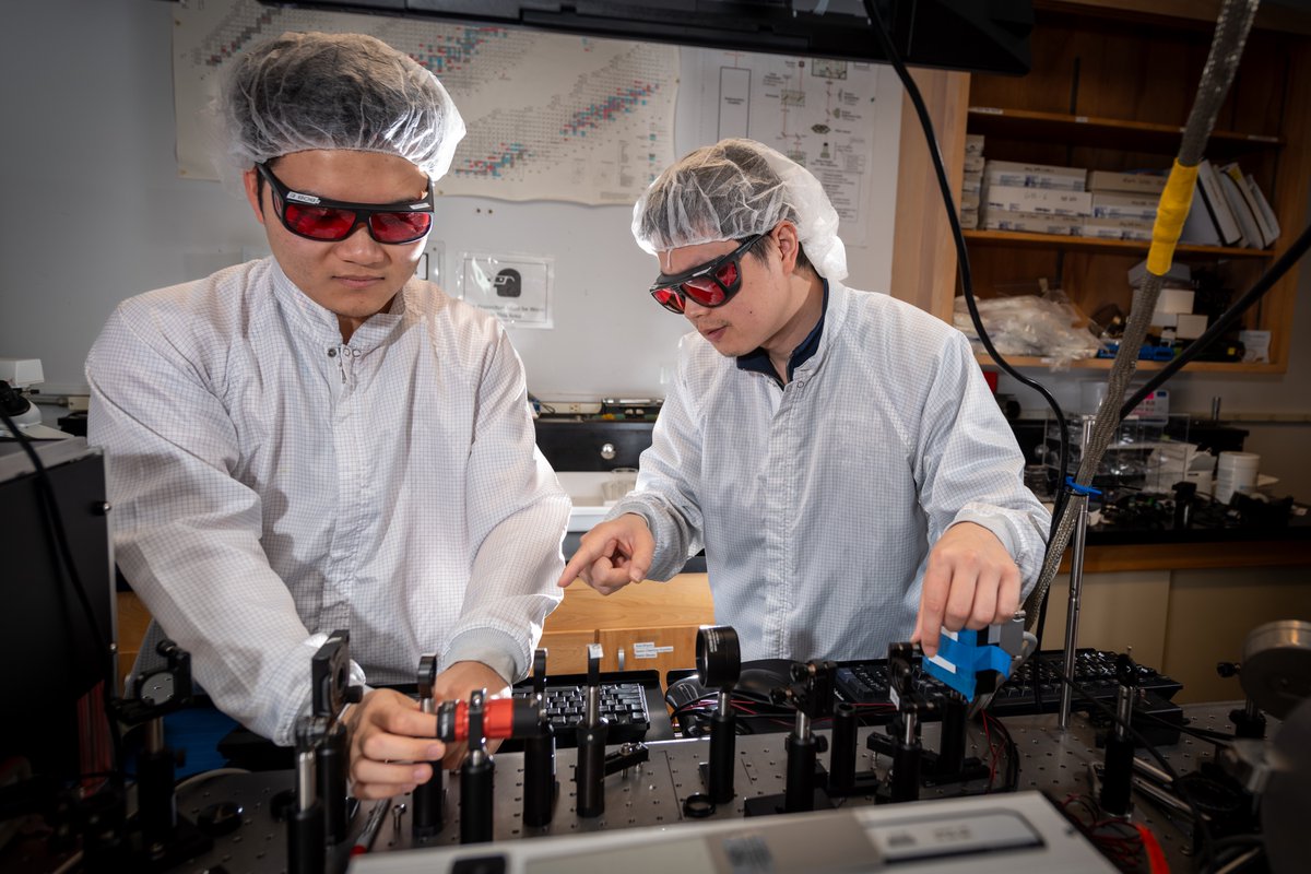 Read about the experiences of our @doescience SULI students on their path to a career in #STEM. Apply now for Fall 2024 internship programs and work with us on #ParticleAccelerator research. Deadline is May 22, 2024. @BerkeleyLab @ENERGY @LaserNetUS atap.lbl.gov/news/science-u…