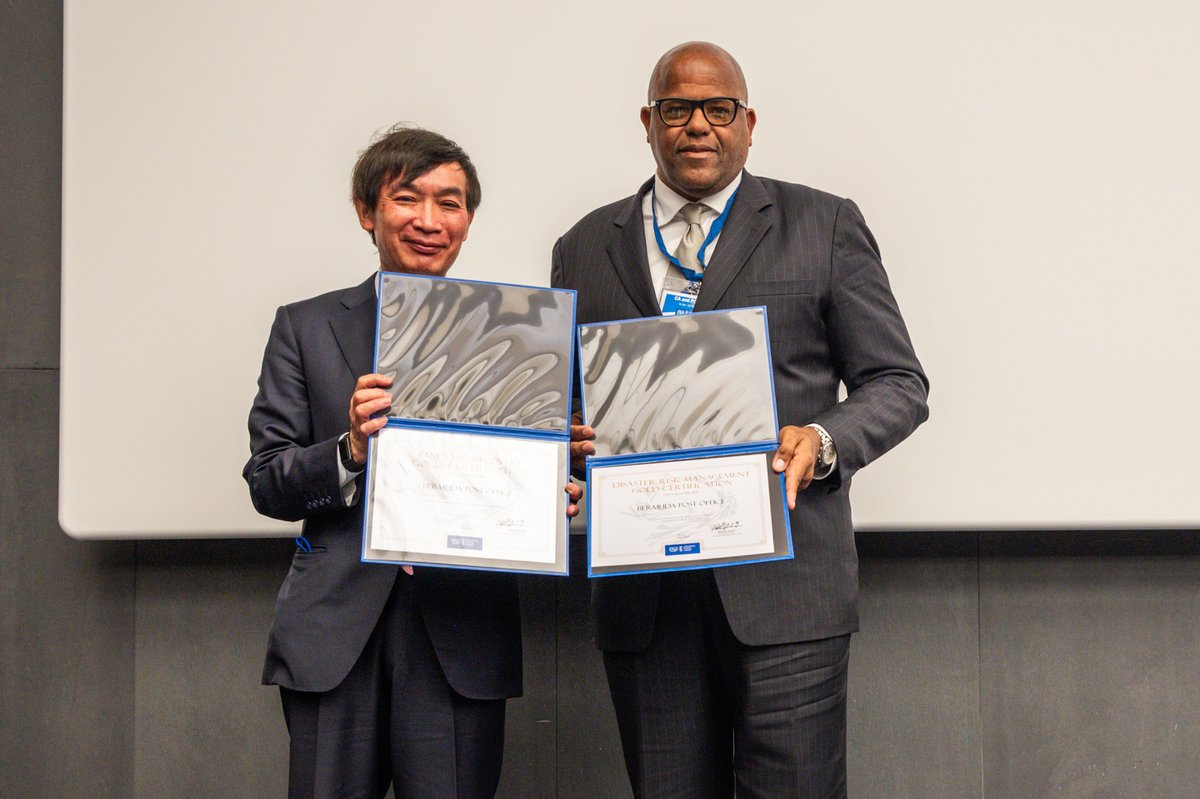 #Bermuda🇧🇲& #LaoPDR🇱🇦 become the first countries to be certified by UPU in the area of #DisasterRiskManagement (DRM)👏

The newly established UPU DRM certification aims to support posts in ensuring the resilience of their operations in the face of natural disasters.