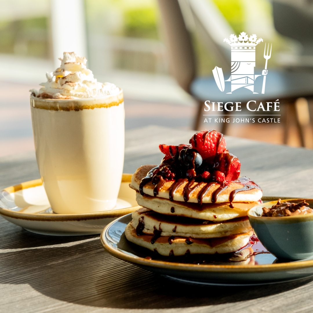 Feeling like a Friday treat? 🥞🍓 The Siege Café in King John's Castle is open from 9:30am to 6pm, seven days a week! No booking or admission tickets required. 🏰 #KingJohnsCastle #Brunch #EatInLimerick #SweetTreat