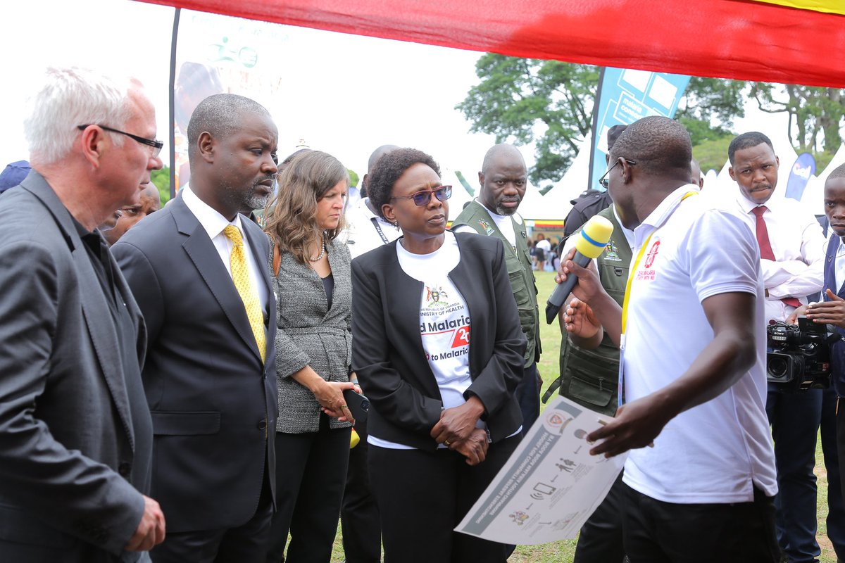 Visiting our tent today at the #WorldMalariaDay commemoration in #Kibuku is @GlobalFund CEO @Parliament_Ug Deputy speaker @Thomas_Tayebwa @MinofHealthUG Minister @JaneRuth_Aceng #YouthAgainstMalaria #SayNoMoreToMalariaDeath