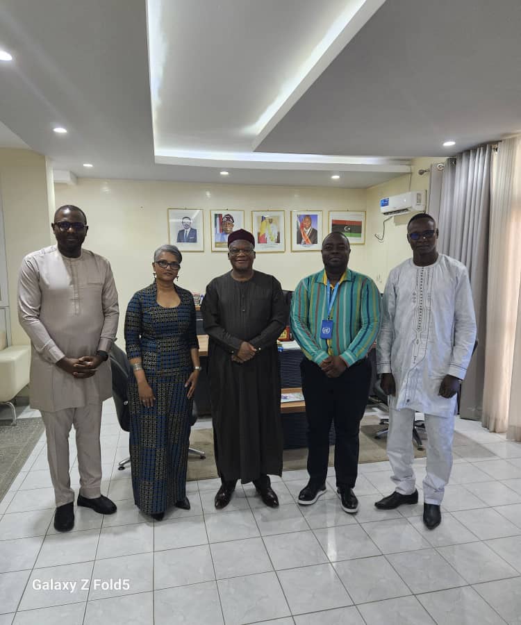 The Executive Secretary @Amb_MNuhu received the visiting @UNDPAfrica team from the Sahel Resilience Project @ResilienceSahel who were on a 2-day exchange mission to the Commission to strengthen collaboration towards ensuring resilience, stabilization and recovery from…