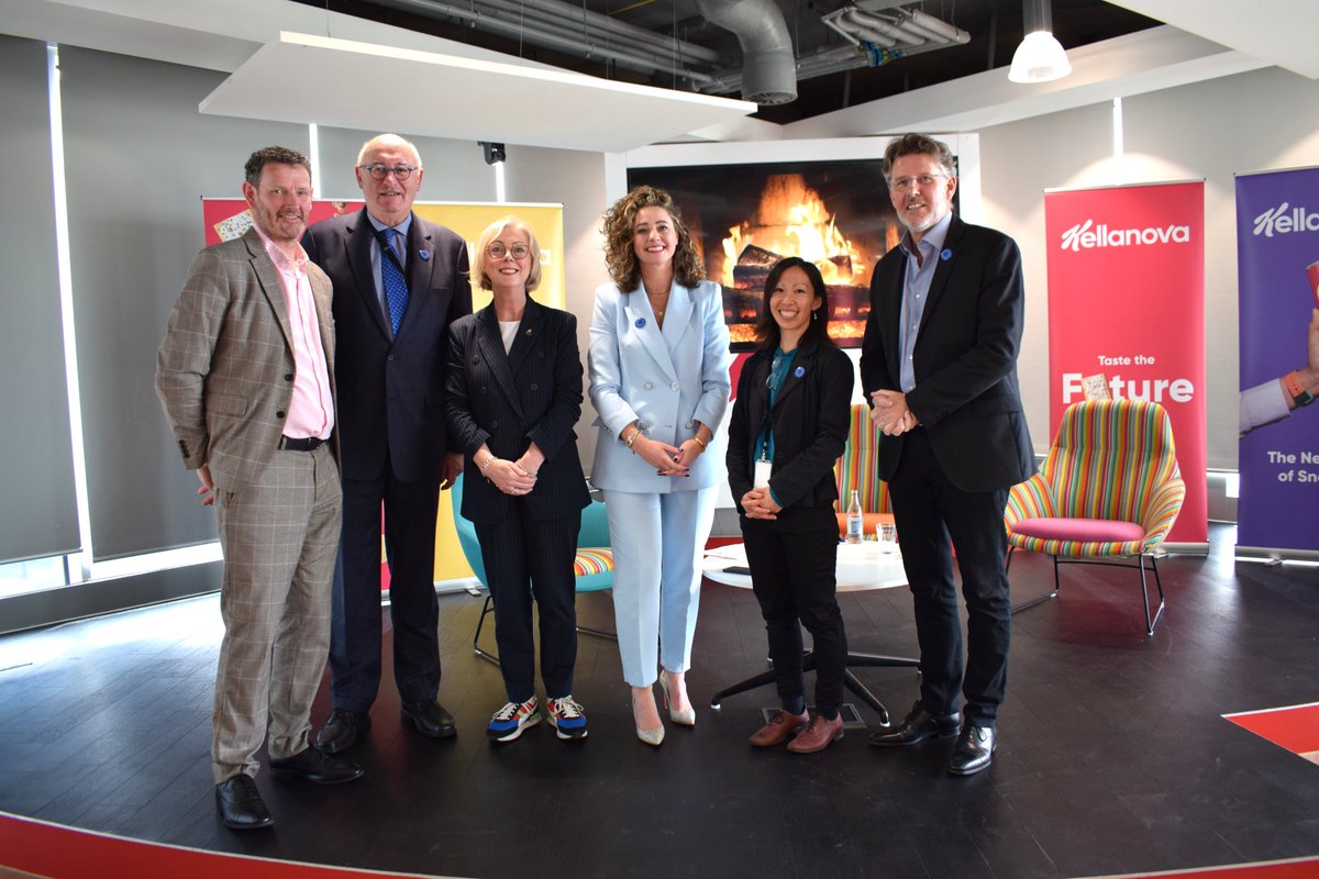 Colm Markey (@colmmarkey) on Twitter photo It was a pleasure to speak to Kellanova
employees in Dublin yesterday about the importance of voting in the #EUElections
Always good to catch up with Phil Hogan and <a href="/ReginaDo/">Regina Doherty MEP</a> too
<a href="/KelloggsUKI/">Kellogg's UK & IRE</a> It was a pleasure to speak to Kellanova
employees in Dublin yesterday about the importance of voting in the #EUElections
Always good to catch up with Phil Hogan and <a href="/ReginaDo/">Regina Doherty MEP</a> too
<a href="/KelloggsUKI/">Kellogg's UK & IRE</a>
