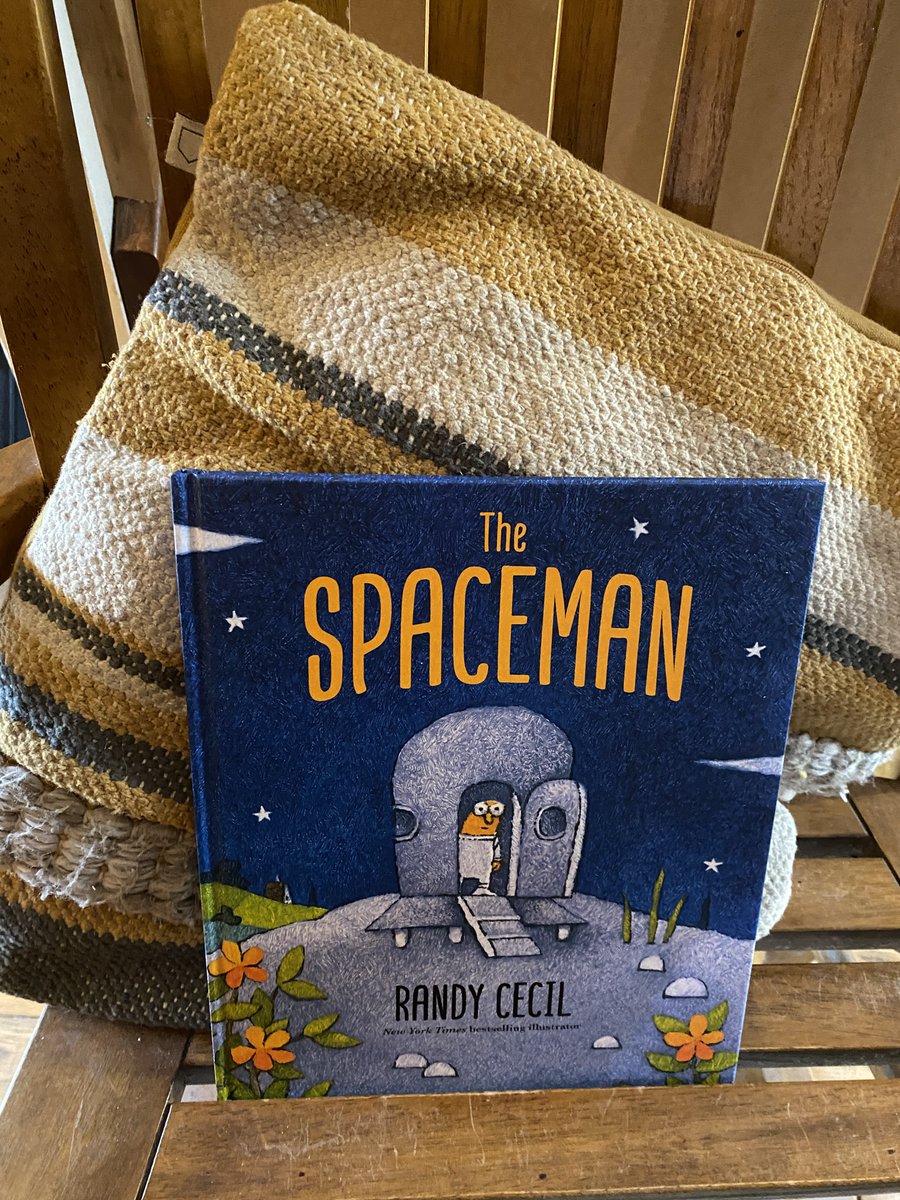 The combination of words & pictures in Randy Cecil's book gives me so much joy - I can't express in a tweet how much better it makes me feel about life & the world. I LOVE the picture book form - it's unique in the way text & images work together. @BIGPictureBooks @NicoletteJones