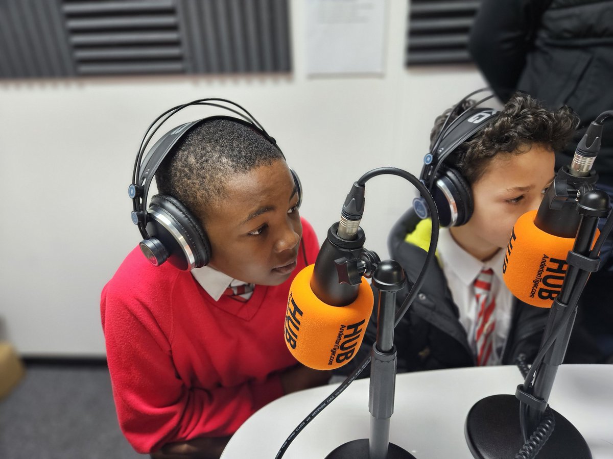 Today, our superstar young DJs smashed their first independent 'ON AIR' show without their awesome trainer @RussellPrue!
🎙📻 Broadcasting live into the playground, these radio whizzes are just unstoppable! 💯 🧡🦁
#futureofradio #childledradio 
@leoradiostation 
#WeAreLEO