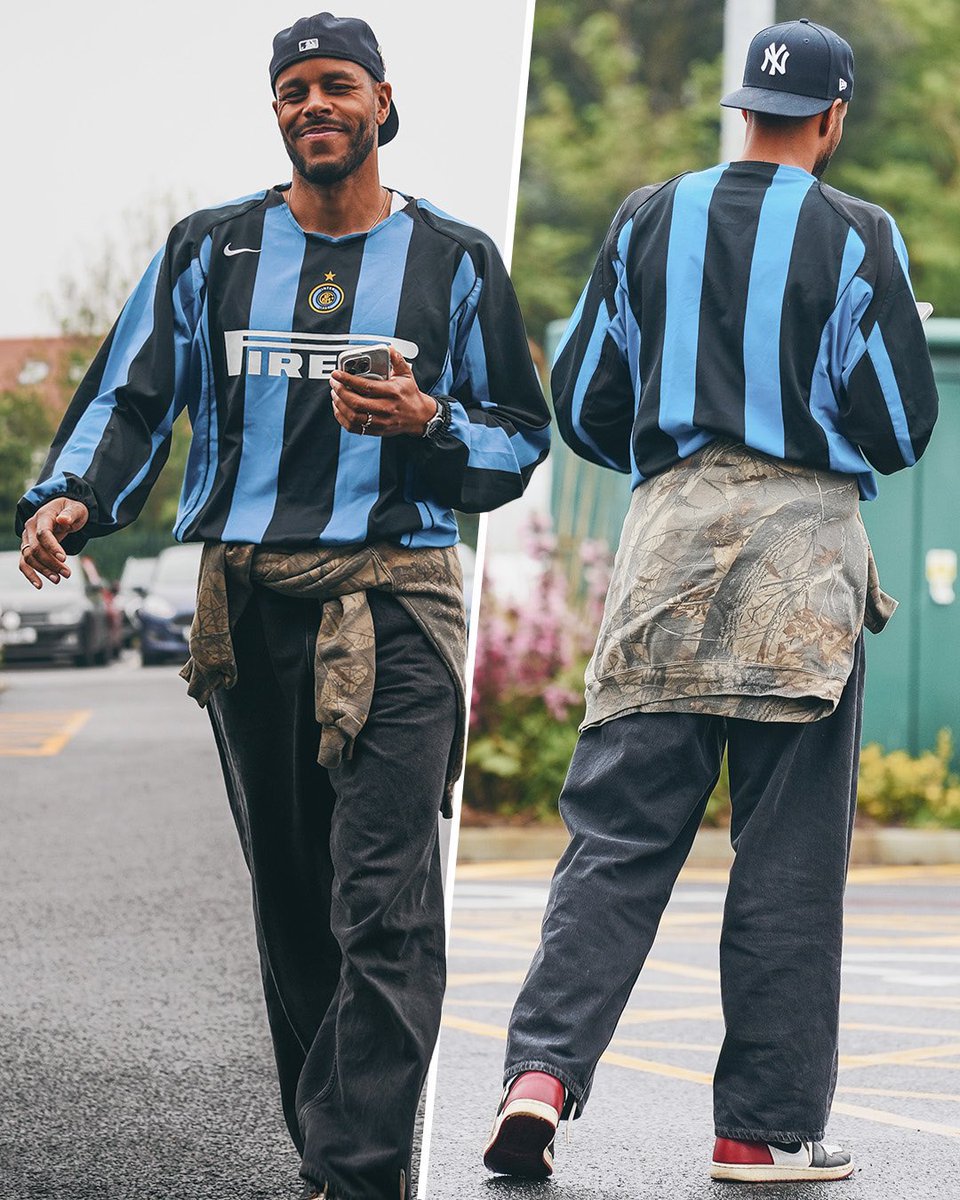 😮‍💨🔝 Brentford defender Zanka rocked up to training in a classic Inter jersey. He knows! 🇮🇹