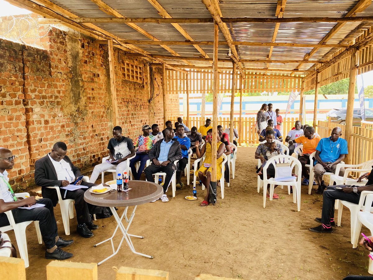 Youth leaders from @ahfugandacares are currently conducting a community dialogue on drug and substance abuse at Lacor Center in Gulu. This is due to the alarming rates of drug abuse among young people, exacerbating the risk of HIV infections. #EndNewHIVInfections #YouthVoices