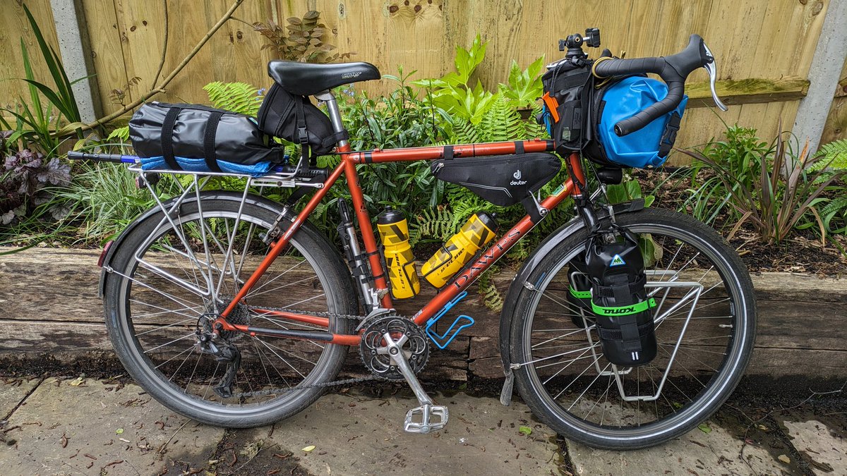 Ready for this afternoon's departure to tackle 160-odd miles of single-track, bridleway and gravel on the Woods Cyclery Rat Run. Trying out the whole bikepacking thing with a bit of a cheap kit frankenbike affair. My 50yo body is already telling me I'm an idiot. Can't wait!