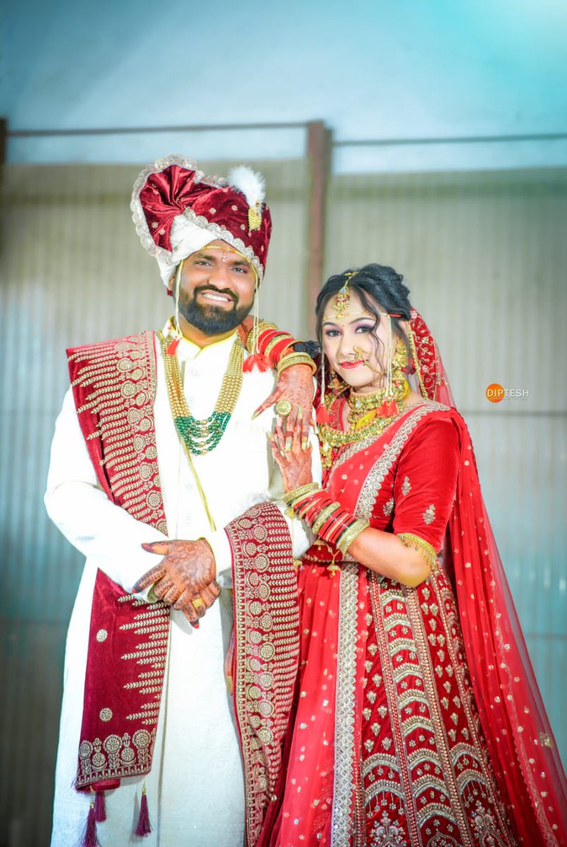 Here's wishing both AIRAAA Dynamic Leader Mr Vishal koli and his better half Mrs Lipika koli as they tying the knot! May your marriage be filled with love, trust, respect and togetherness through your lifetime. Cheers ❤️🎉 @Vishal91340842