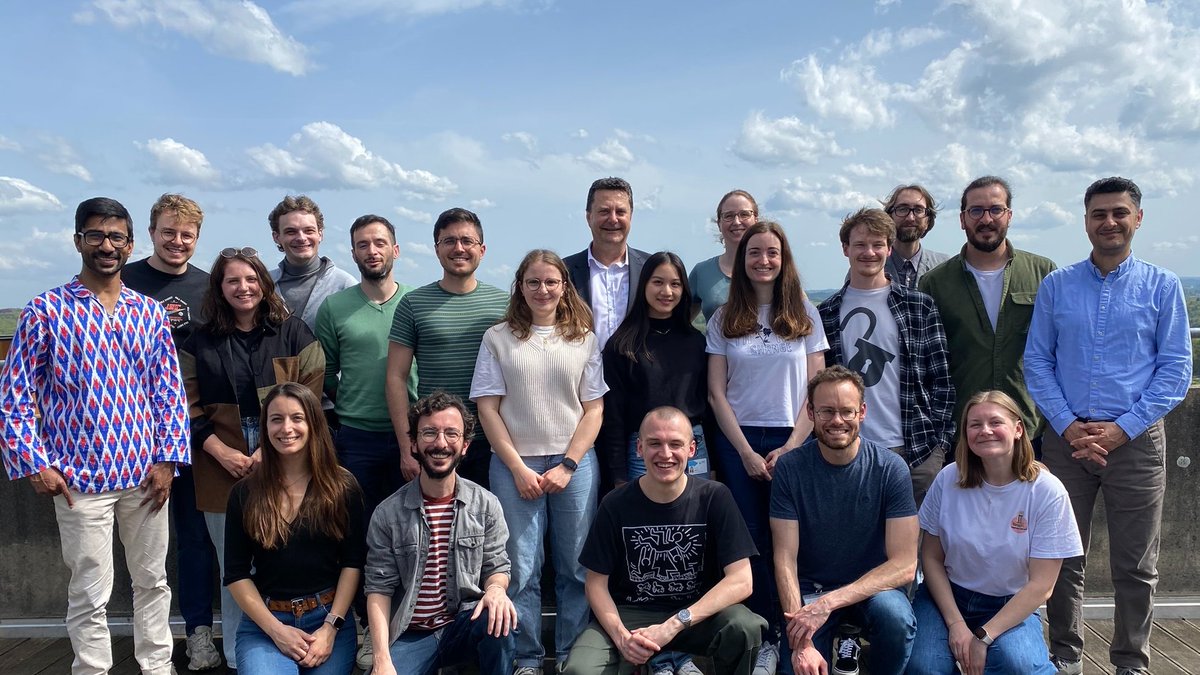 Laura Lafuente-Gracia (@lauralafuenteg) on Twitter photo We had such a great <a href="/GerisLab/">Biomech Research Unit</a> team day on Tuesday!
😌We learnt about ourselves
🎨We practiced our (artistic) scientific outreach skills
🧪We saved humanity from a virus! (ok, yes, hypothetically... but playing was so fun!😄)
🍨And we finished with dinner & ice-cream! We had such a great <a href="/GerisLab/">Biomech Research Unit</a> team day on Tuesday!
😌We learnt about ourselves
🎨We practiced our (artistic) scientific outreach skills
🧪We saved humanity from a virus! (ok, yes, hypothetically... but playing was so fun!😄)
🍨And we finished with dinner & ice-cream!