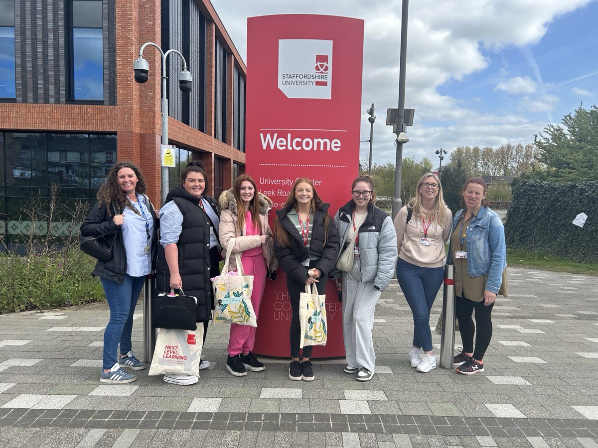 🎓 Our Foundation Degree in Education students had an incredible time on their recent trip to @StaffsUni🌟Thank you for inviting us along!