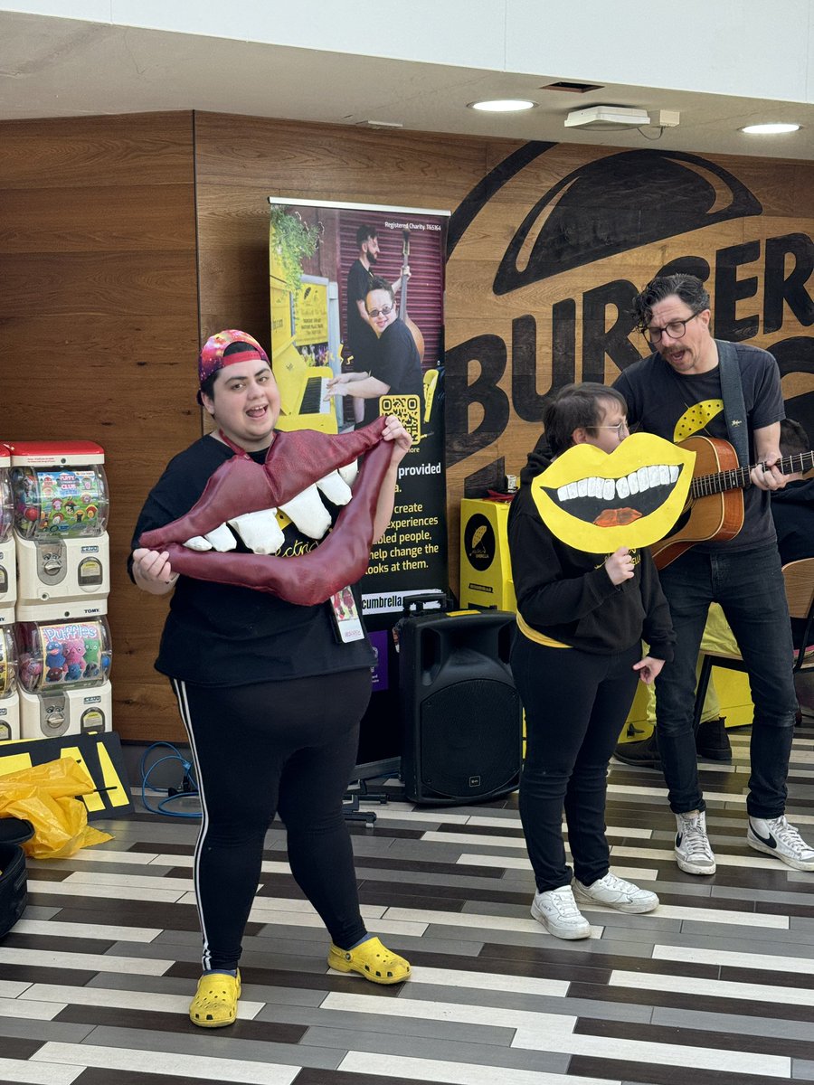 We’ve launched our 7th yellow street piano at @welcomebreak Warwick, now at North & South! If you’re on the M40, drop in and give them a play (don’t forget to post on social media & tag us!). You can see all our Welcome Break locations at electricumbrella.co.uk/partnering-wit… #yellowpianoeu