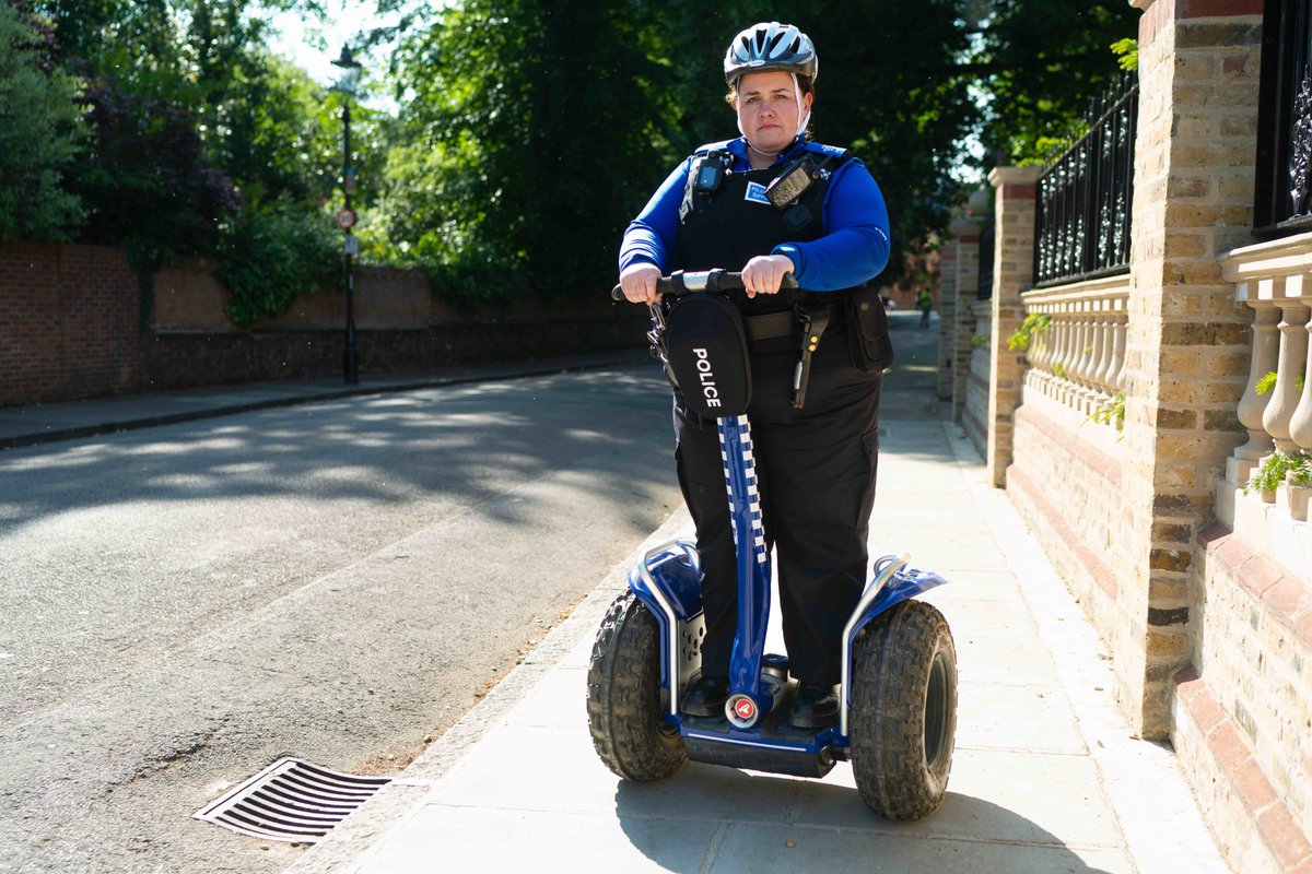 There’s a new dynamic duo in town for series three of
@bigtalk's #TheOutlaws! Jessica Gunning returns as now-qualified PCSO Diane, with her new protégé Stan played by @harrytrevaldwyn!

Don't miss the new series on @BBCOne & @BBCiPlayer on Thursday 30 May
rts.org.uk/article/baby-r…