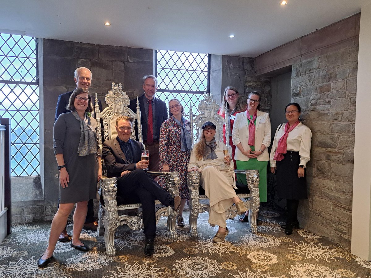 The @RoySocChem Editors-in-Chief and Associate Editors attending the #HPRG meeting earlier this week; with @aicooper @Crosby__Group @StingelinN @EmilyPentzer @Filip_Du_Prez Tanja Junkers and Rongrong Hu @ChemicalScience @PolymChem @softmatter @ChemCommun @JMaterChem @RSCApplied!