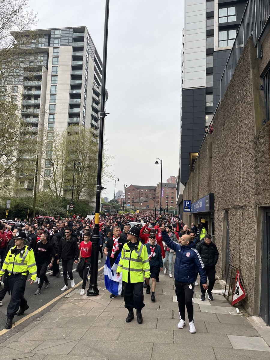 TimRobinsonOps's tweet image. Great to host @mike200hope and colleagues as part of another Enable observation at Villa Park. Great to see @WMPVillaFC and @FootballUnitWMP in action supported by colleagues from across the force and further afield. Successful night policing and great atmosphere.