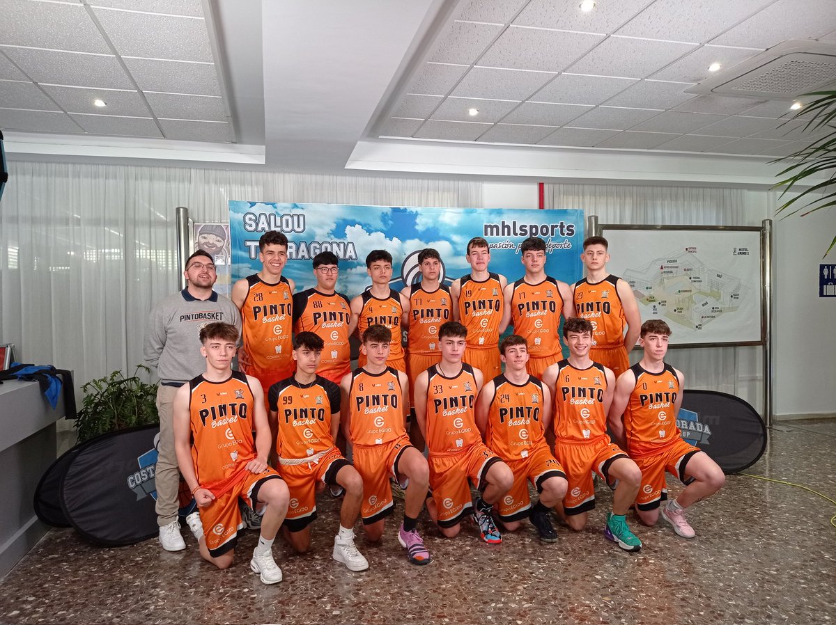 𝗟𝗮 𝘀𝗼𝗻𝗿𝗶𝘀𝗮𝘀 𝗻𝗼 𝘀𝗲 𝗻𝗼𝘀 𝗯𝗼𝗿𝗿𝗮𝗻 𝗱𝗲 𝗹𝗮 𝗰𝗮𝗿𝗮.

Junior Masculino viviendo una gran experiencia como equipo el Torneo Costa Dorada organizado por @mhlsports

¡Con ganas de dar mucho más!

#TORNEOSALOU
#SomosPintobasket
#somosPinto
#pintoesdeporte
#torneo