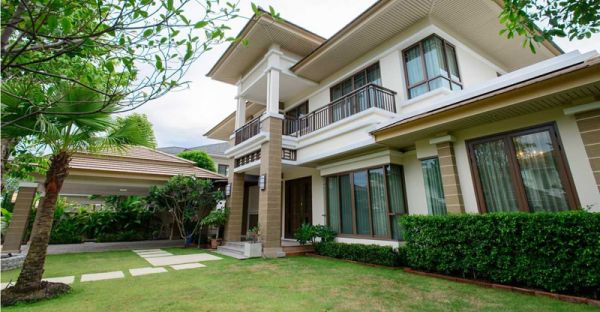 eng_nizoo2's tweet image. قصة انتقام أسطورية.. طردها زوجها من المنزل ليتزوج فماذا فعلت؟
قبل أن أبداء الثرد تابعني ليصلك كل جديد 🥰

إليكم القصة 👇