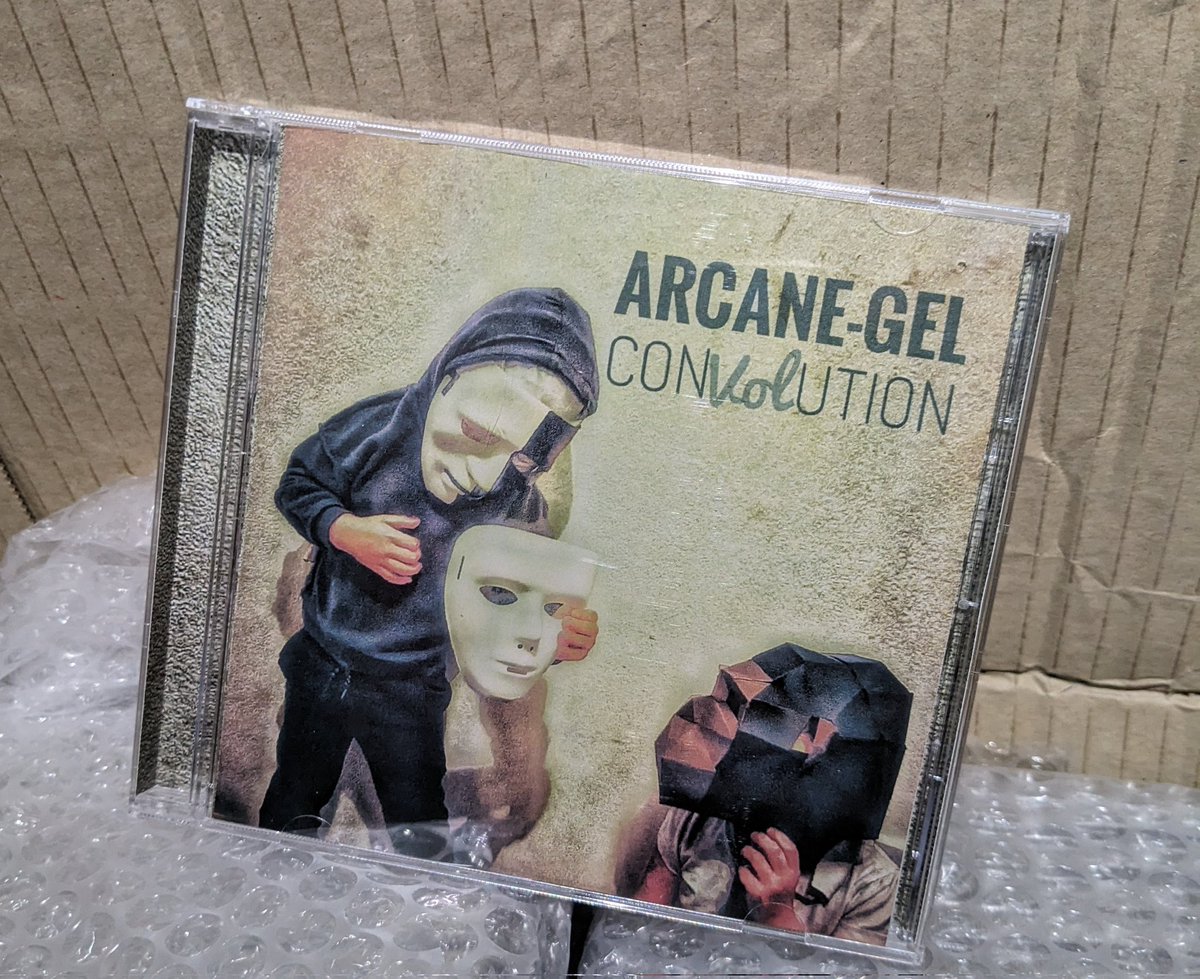 🚨 SURPRISE 🚨 mid- #BandcampFriday DROP 💽Calling all collectors... ALL FOUR CONvolUTION EP's on one DISC, with new artwork & 2 downloadable bonus tracks... Exclusively on Bandcamp. Link 👇🏽 arcane-gel.bandcamp.com/album/convol-u… P.S. if you'd prefer a signed copy, let us know via