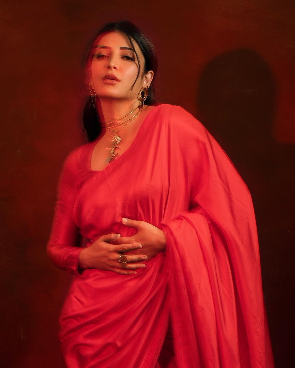 Slaying with her elegance and endearing smile in this RED saree..@shrutihaasan! ❤️‍🔥 #ShrutiHaasan #Dacoit #TeluguFilmNagar