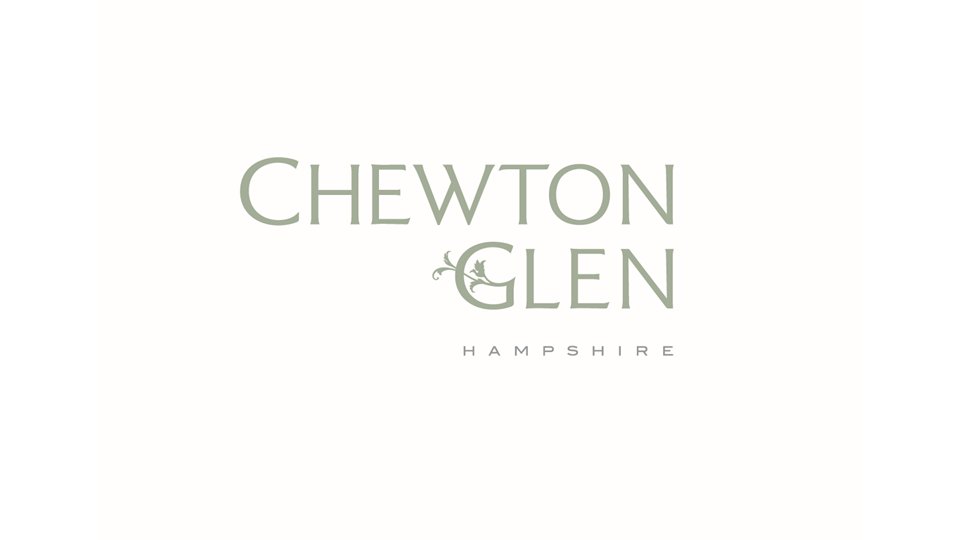 Bar and Lounge Manager @chewtonglen #NewMilton #NewForest Info/apply: ow.ly/Q53u50R8kxl #HampshireJobs