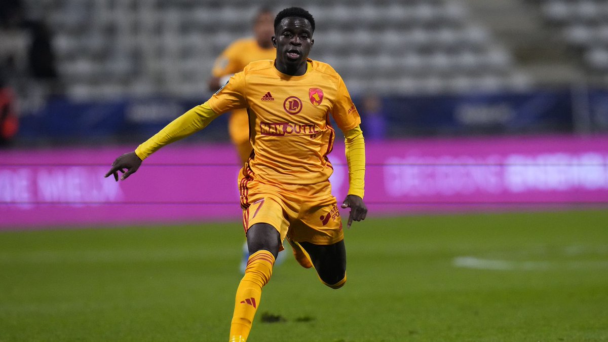 🚨 #mercato🇨🇲 En fin de contrat à Rodez, le milieu international U23 du Cameroun Wilitty Younoussa (32 matches - 2 buts et 3 passes décisives en L2), dont les caractéristiques font penser à N'golo Kanté a une très belle cote en Ligue 1 et à l'étranger. footmercato.net/a4434605347941…