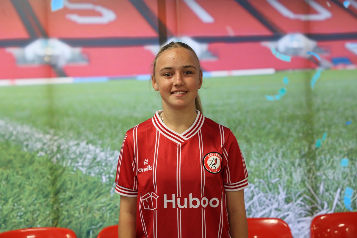 Congratulations Millie, who has been named @RobinsFound Volunteer of the Month for April!🙌 Millie has been consistently brilliant this year, receiving extremely positive feedback. Thank you & well done, your effort & commitment hasn't gone unnoticed amongst Foundation staff. 👏