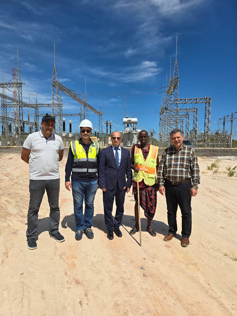 StEG_IS's tweet photo. Visite par le PCA Mr Tarrifa F. , du DG P/I Mr DAGHFOUS R. , du chef de mission Mr LOUHAICHI A. et du chef de projet M ABBES F. ,  du site du projet de construction de la ligne 220 KV PUGU-DUNDAN en TANZANIE. https://t.co/Ygnvtp6Vt8