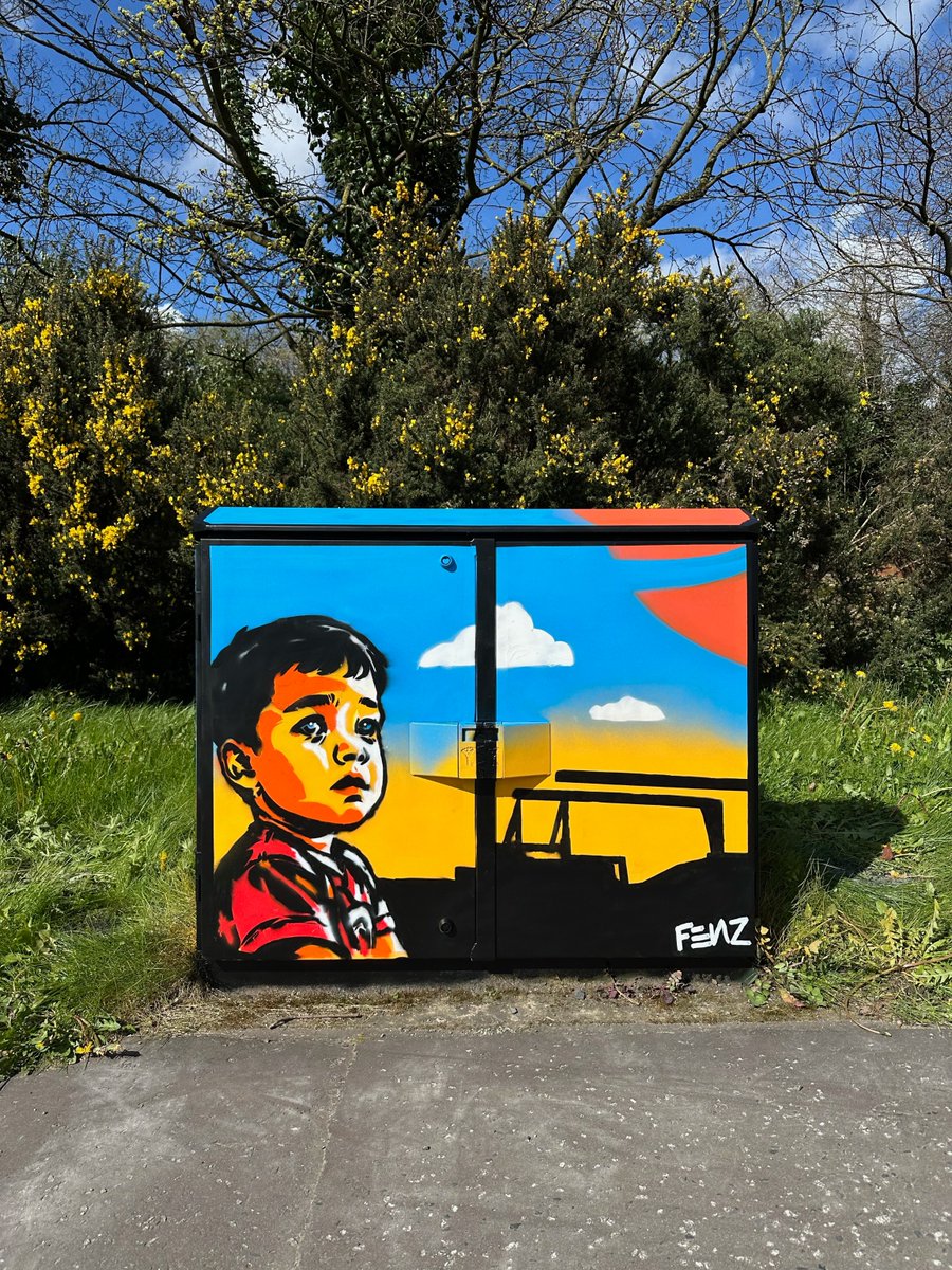 Have you spotted new colourful utility boxes in your area? We’re so impressed with the latest Belfast Canvas project – sprucing up streets across the city✨ This phase also included upskilling workshops to train & support new artists 👏 @daisychain @seedheadarts @CommunitiesNI