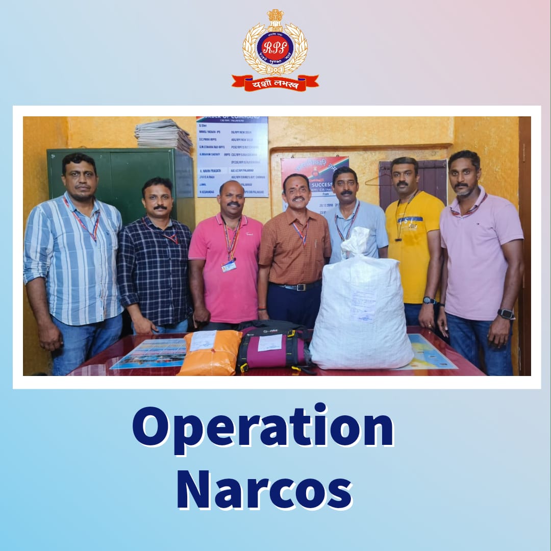 Staying alert to curb #DrugTrade, #RPF Palakkad seized narcotics worth nearly ₹6 lakh at Palakkad station. Our commitment to keep rail premises #DrugFree is unwavering. #OperationNarcos #DrugFreeNation @rpfsrly