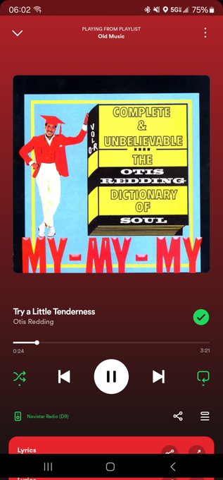 Squeeze her, don't tease her, never leave her  Happy Friday yall. https://t.co/Y1SkhL5WtX<a href="/tag/newprofilepic"class="tags"><span>#newprofilepic</span></a>