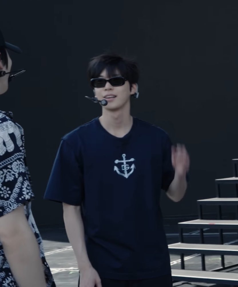 ทำไมไม่ถ่ายกว้าง ๆ