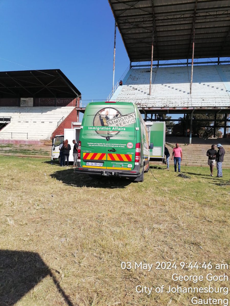 Home Affairs Open Day at George Goch stadium, targeting Wards 61 and 65. Officials are on hand assisting with processing of identification smart cards and passports. This initiative was organised by CRUM Region F. #JoburgCares @CityofJoburgZA @Irenemafune @CRUM_CoJ