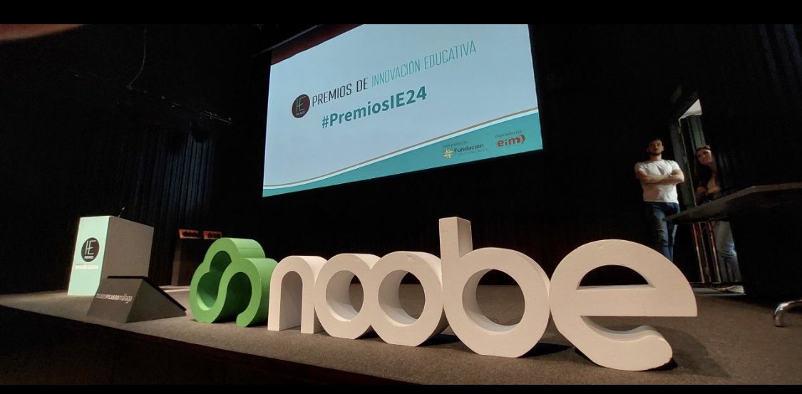 English Escola Splai tweet media