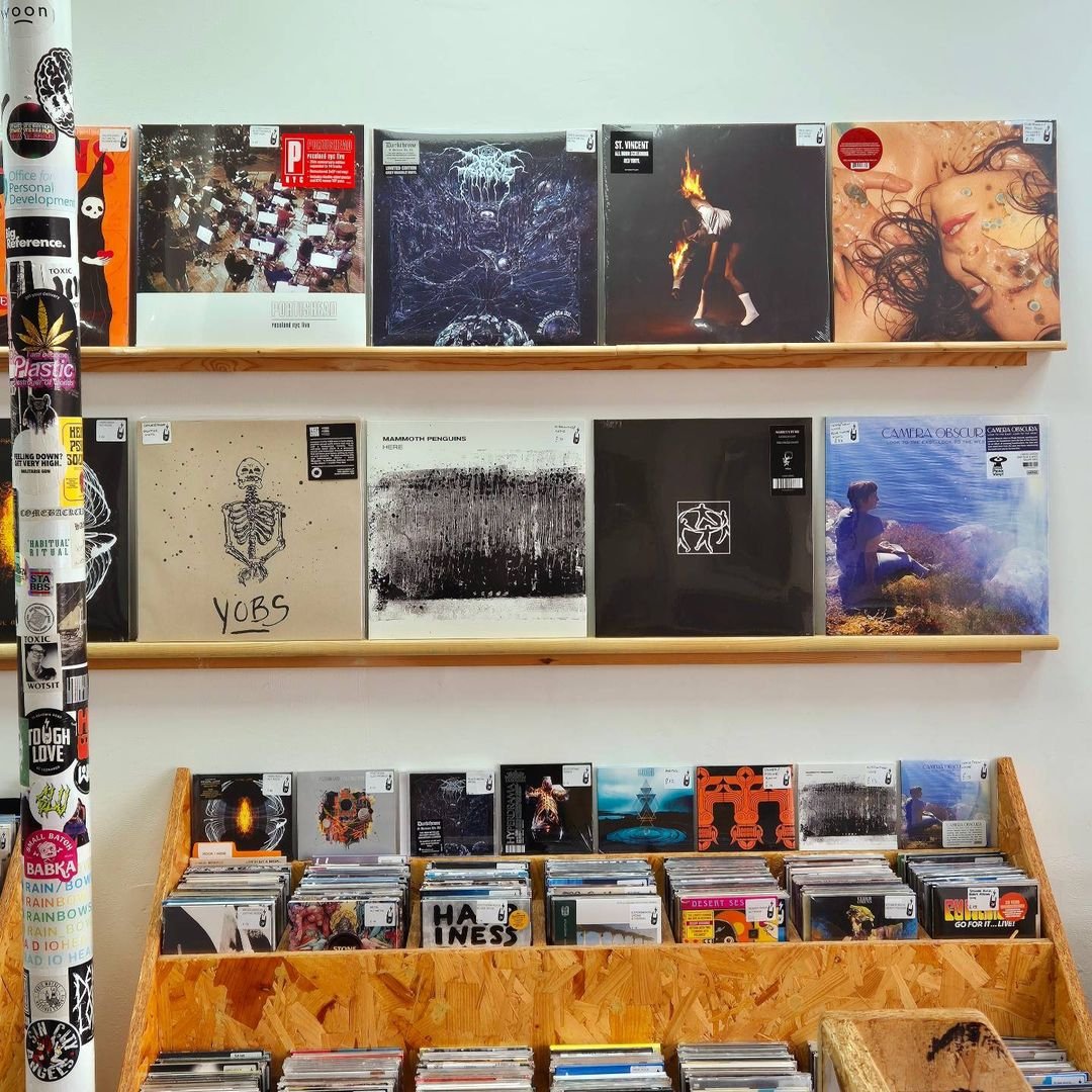 In need of some music inspo? Today’s #NewMusicFriday drop is mega! Get yourself down to your local indie record shop today and start your weekend right 👊🌟 📸: @BadlandsRecords @vinyltaprecords @Crash_Records Tough Love St Leonards