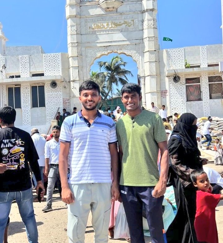 Chetan Sakariya and Sakib Hussain visited the Haji Ali Dargah Shareef in Mumbai.