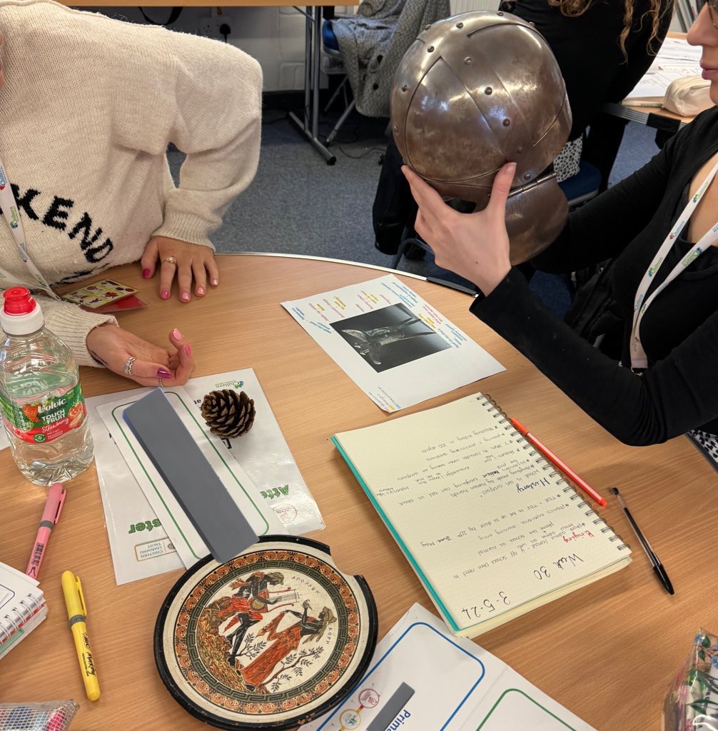 Had a great session with trainees from <a href="/CTGtraining/">Chiltern Training Group (CTG)</a> and <a href="/_BSTP/">Beds Schools' Training Partnership</a> around how to analyse artefacts effectively in a classroom! Always love to see how attentive and knowledgeable these trainees are, #inspiring!