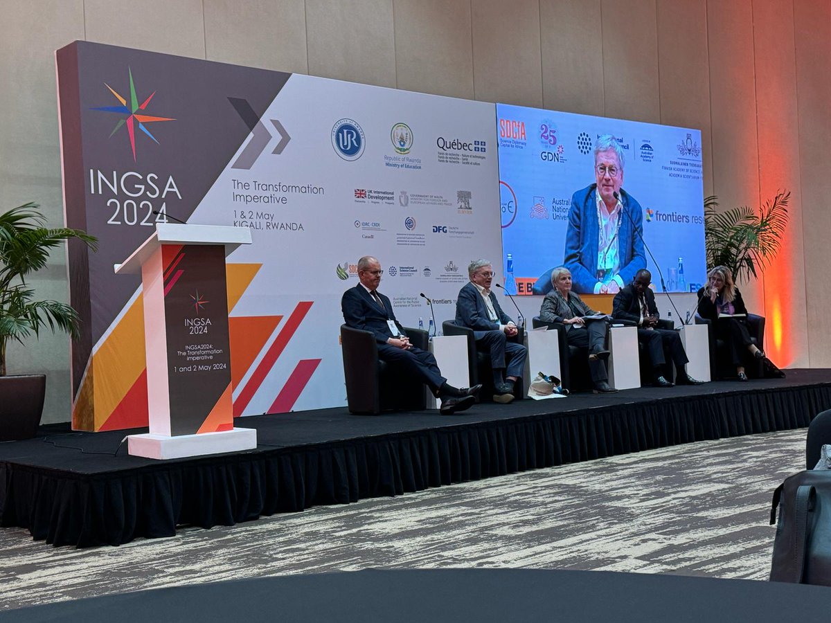 The AAS and the Frontiers Research Foundation hosted an exciting panel session on 'Unlocking solutions through transformational science' at the 2024 INGSA conference. The session explored revolutionizing #research in African institutions to drive change. @FrontiersIn #INGSA2024