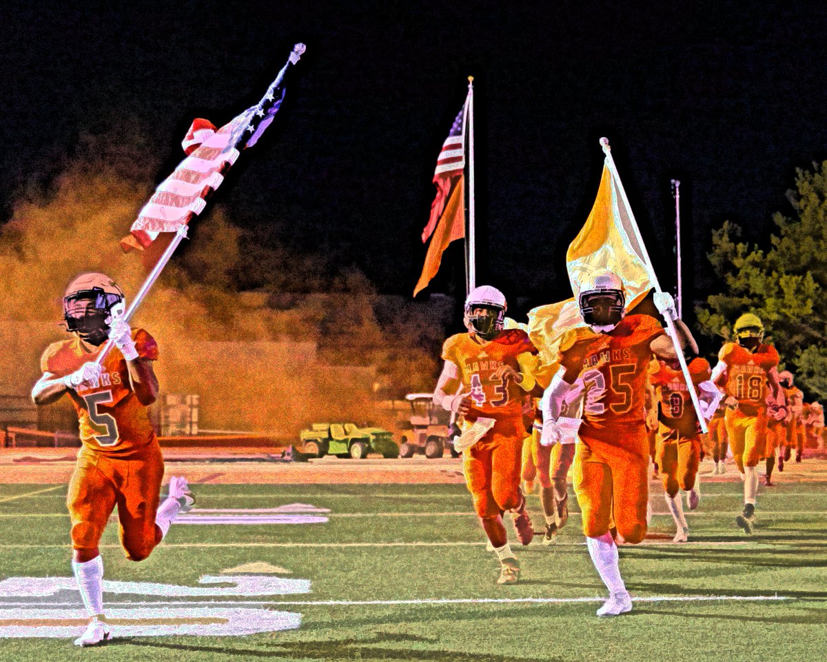 I’m posting a retrospective collection of images from my years at Hayfeld, beginning in 2002. I have just posted the sixteenth gallery, for 2020-2021, There are many images, so I chose to be inclusive instead of posting only a few images to my taste.  hayfieldpictures.com/Looking-Back/2…