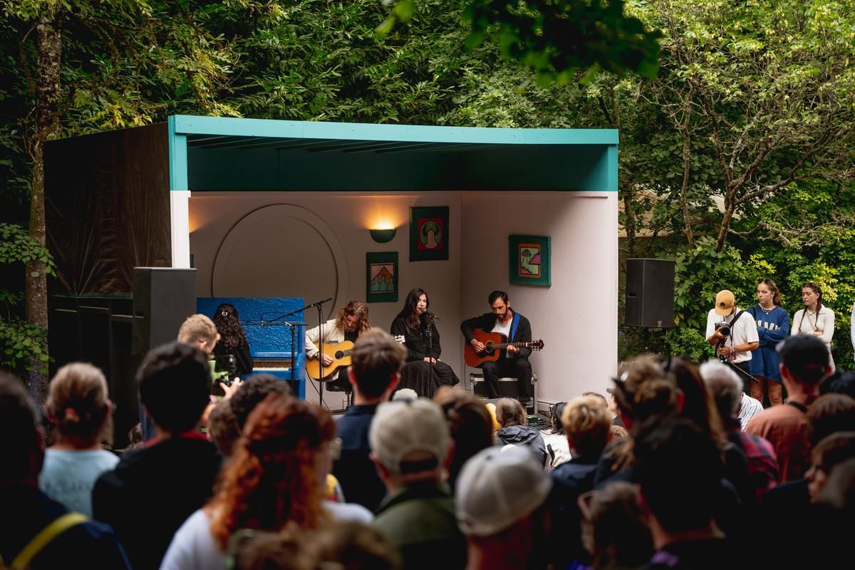End Of The Road Festival (@EOTR) announce their comedy and literature lineup for its 2024 edition, joining a musical bill which includes the likes ofIDLES, Slowdive, Fever Ray, Bonnie “Prince” Billy, Yo La Tengo, Sleater-Kinney, Lankum and more buff.ly/4bpWeIt