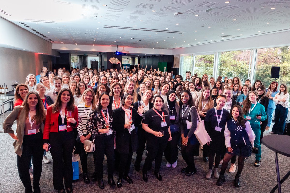 🙌 #oneweekago Thank you for making Top Women Tech - IT & Engineering a success! Your energy, passion, and commitment to shaping the future of tech were truly inspiring. Missed it? Join us for our upcoming ONLINE event!🚀 Apply now > topwomentech.com/impact-2024/