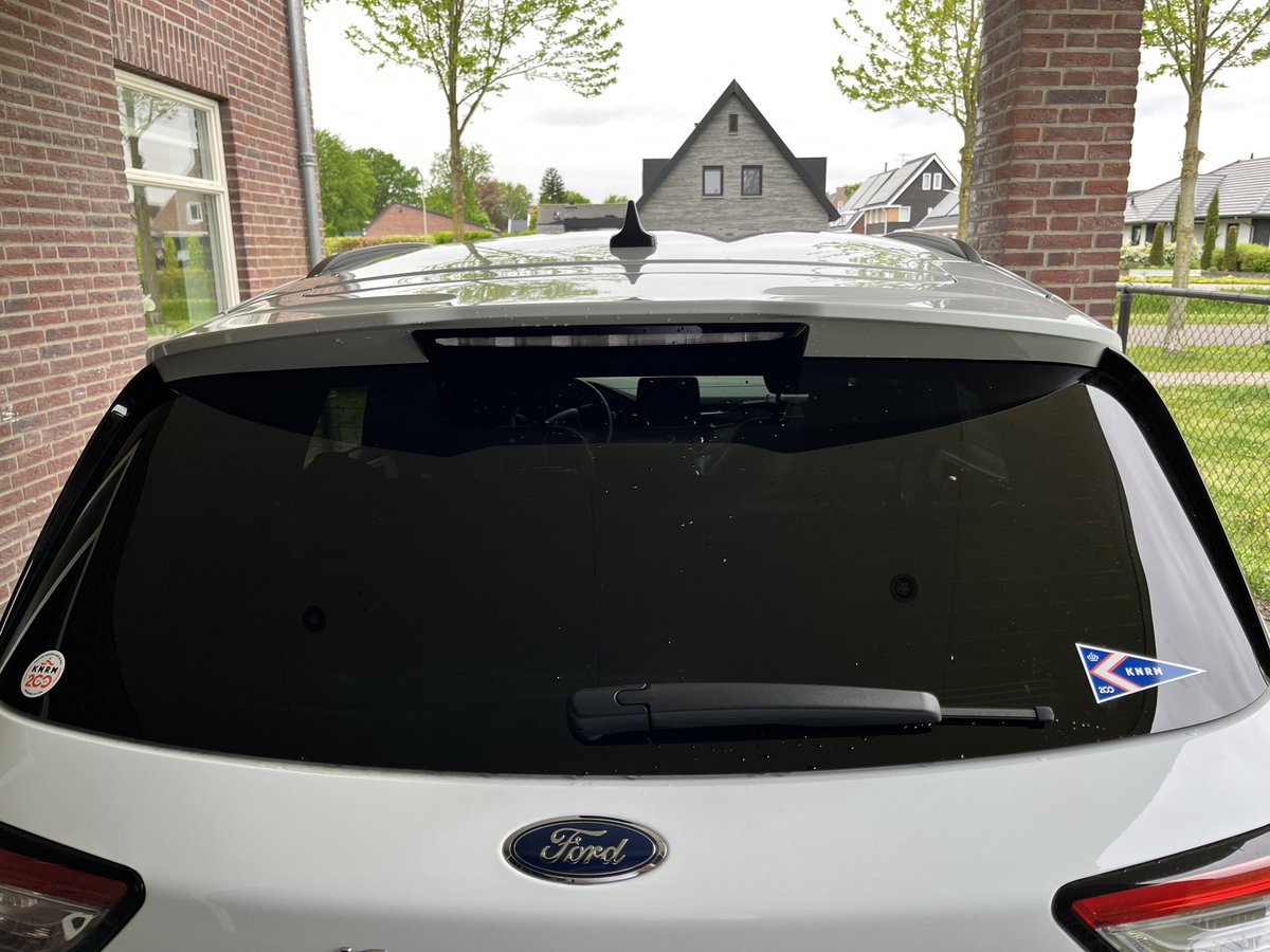 PPipping's tweet image. ⁦@KNRM⁩ de nieuwe stickers zitten er weer op. Succes in jullie jubileumjaar💪🏼