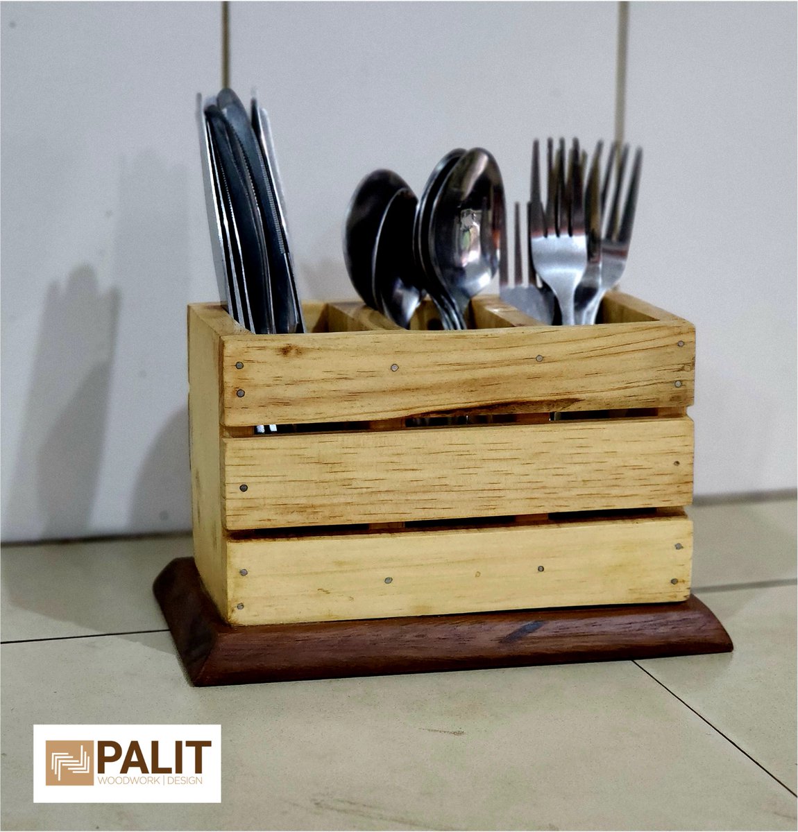 Handcrafted wooden #cutlery #drainer – the perfect blend of functionality and #artisanal beauty from the PALIT #WOODWORK #FURNITURE SHOP in Makindye on 0775000316 | 0755702085 ! 🛠️🪵  

#woodenfurniture #woodendecor #woodenaccessories